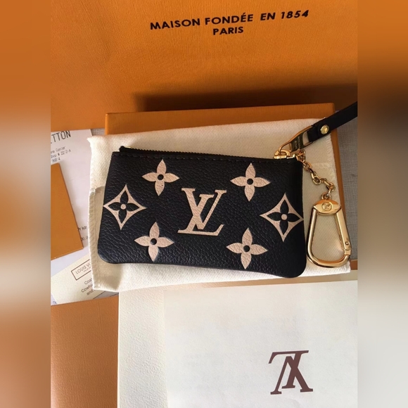 Louis Vuitton Accessories - Louis Vuitton Key Pouch